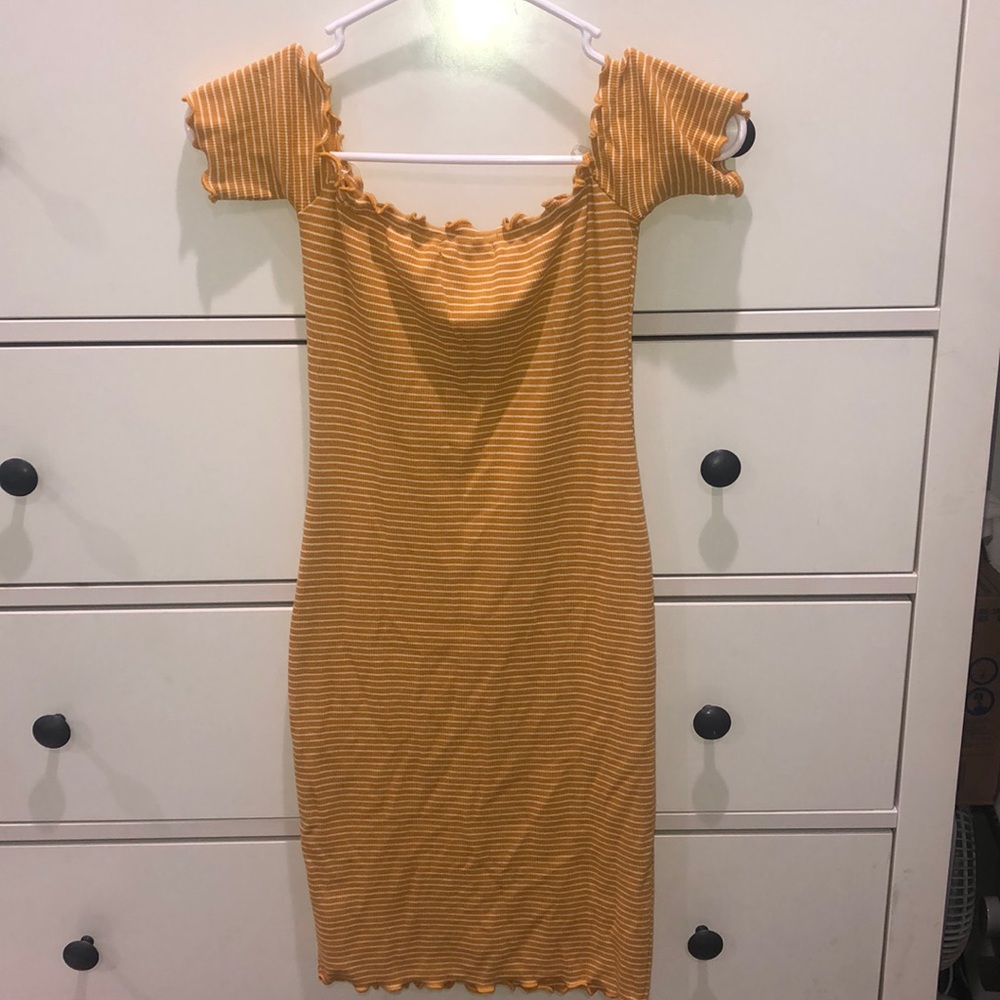 unused yellow off the shoulder dress